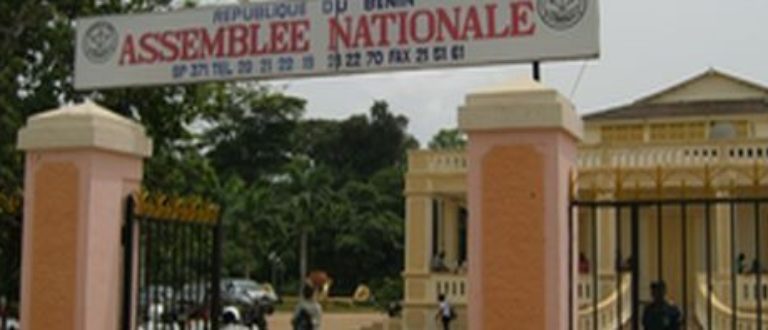 Article : Bénin. Vote de la loi sur un nouveau découpage administratif : quelle place pour les archives nationales?